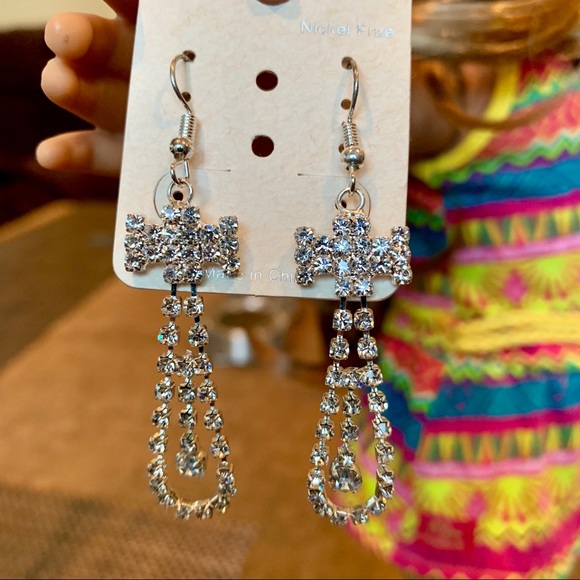 Jewelry - 🔥NEW Earrings